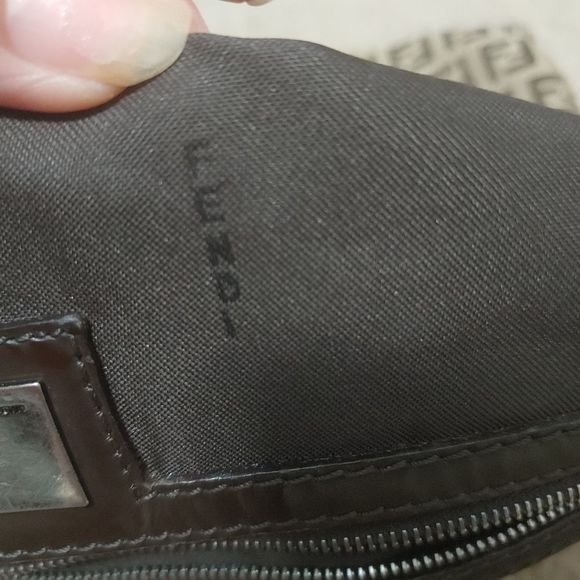 FENDI VINTAGE ZUCCA CANVAS CROSSBODY - Picture 9 of 15